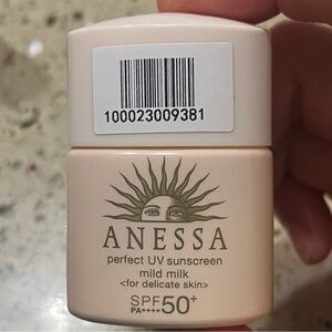 Anessa Perfect UV Sunscreen Mild Milk SPF 50+, 12ml